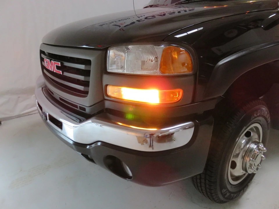 2003 GMC Sierra Heavy Duty 2nd Gen - Image 23 of 31
