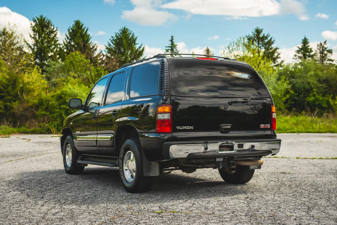 2003 GMC Yukon 2nd Gen - Image 28 of 31