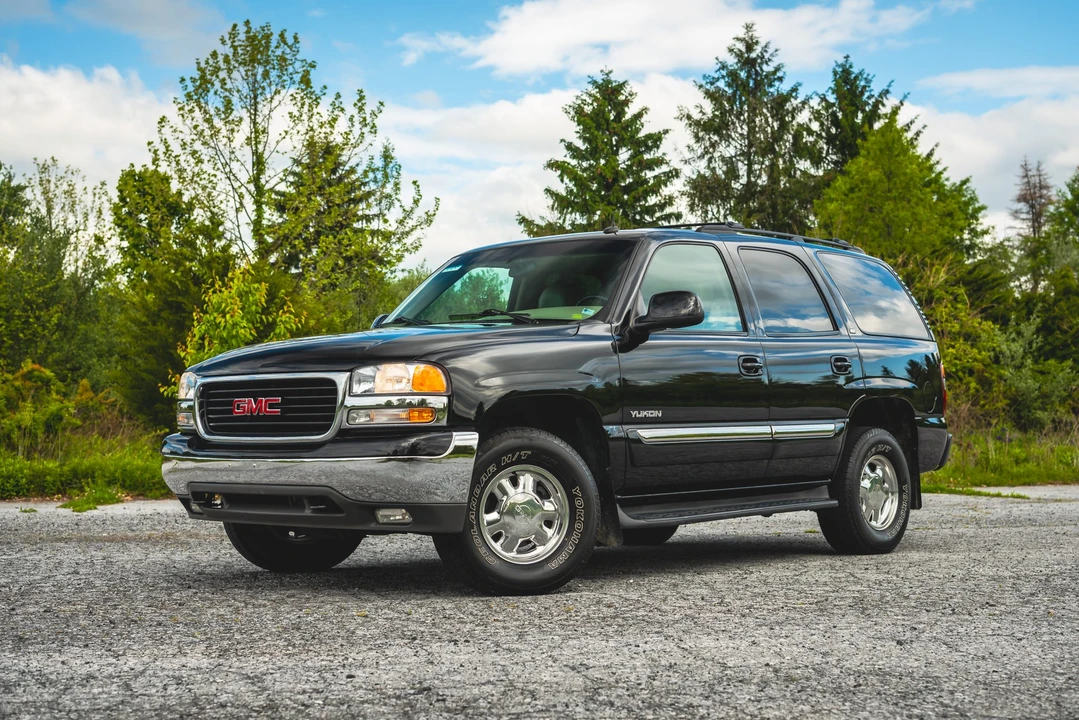 2003 GMC Yukon 2nd Gen - Image 12 of 31