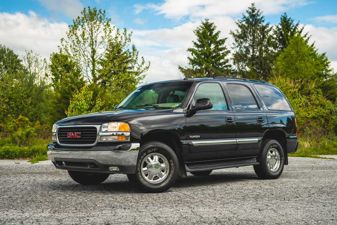 2003 GMC Yukon 2nd Gen - Image 13 of 31
