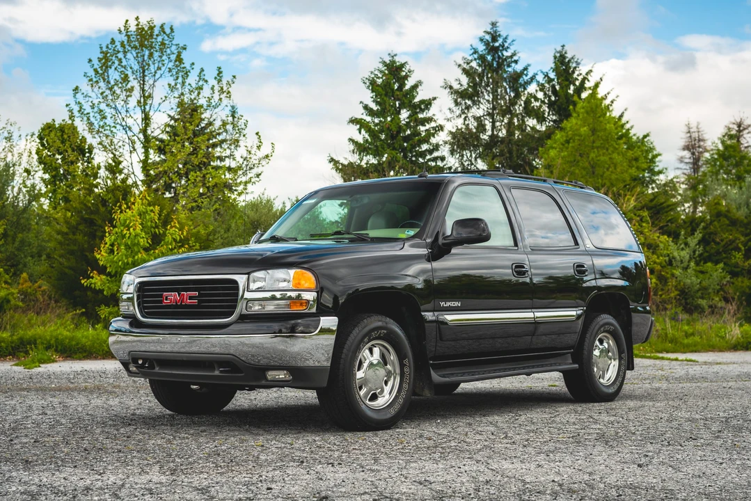 2003 GMC Yukon 2nd Gen - Image 9 of 31