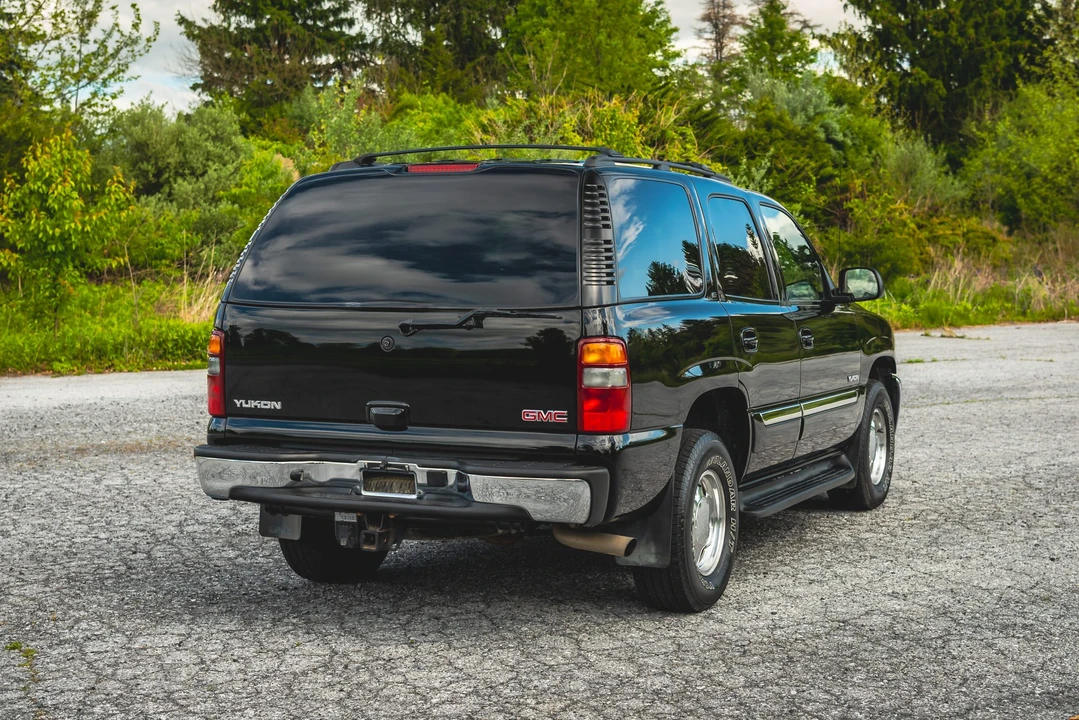 2003 GMC Yukon 2nd Gen - Image 31 of 31