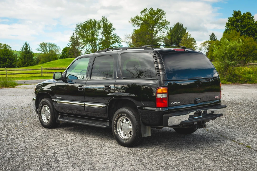 2003 GMC Yukon 2nd Gen - Image 20 of 31