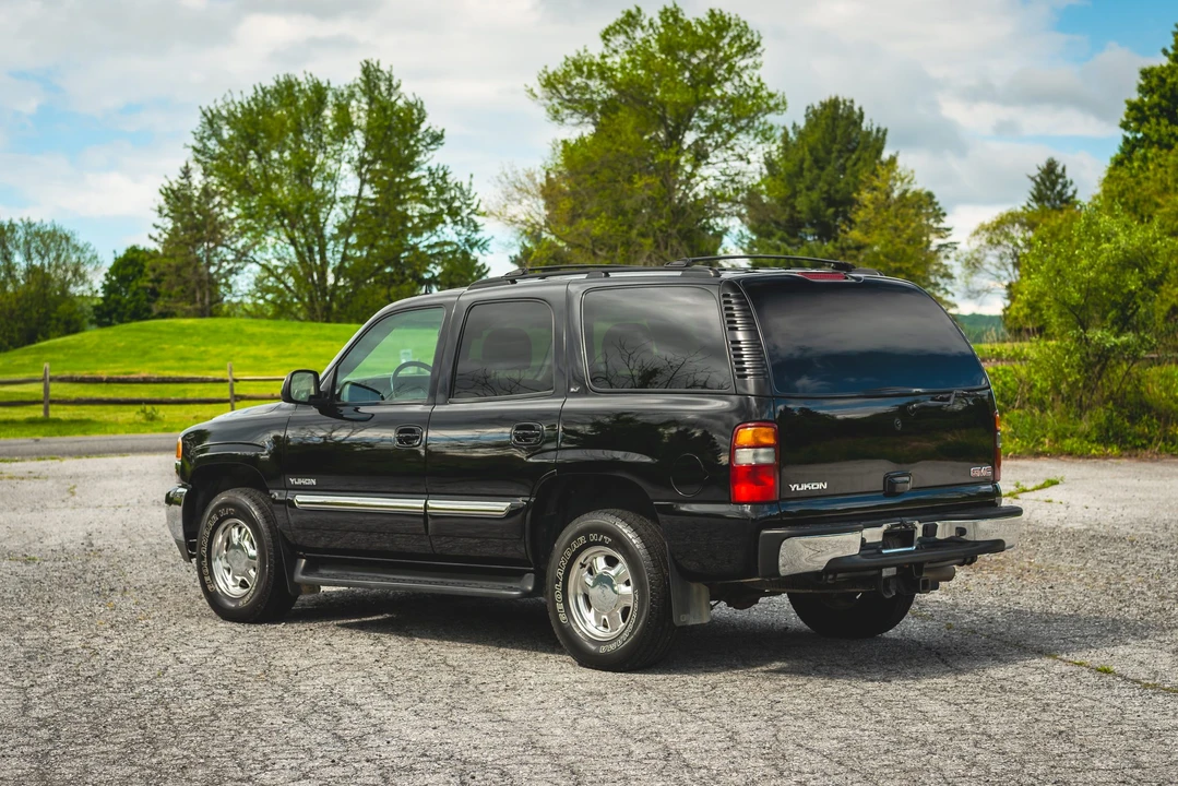 2003 GMC Yukon 2nd Gen - Image 22 of 31