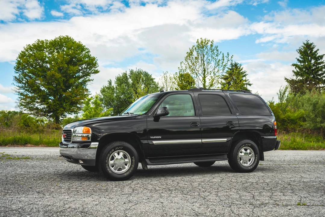 2003 GMC Yukon 2nd Gen - Image 16 of 31