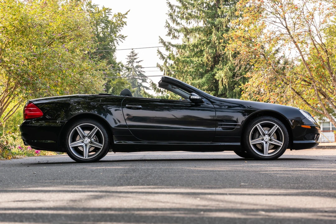 2003 Mercedes-Benz R230 SL-Class - Image 8 of 31