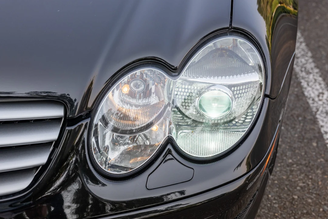 2003 Mercedes-Benz R230 SL-Class - Image 26 of 31
