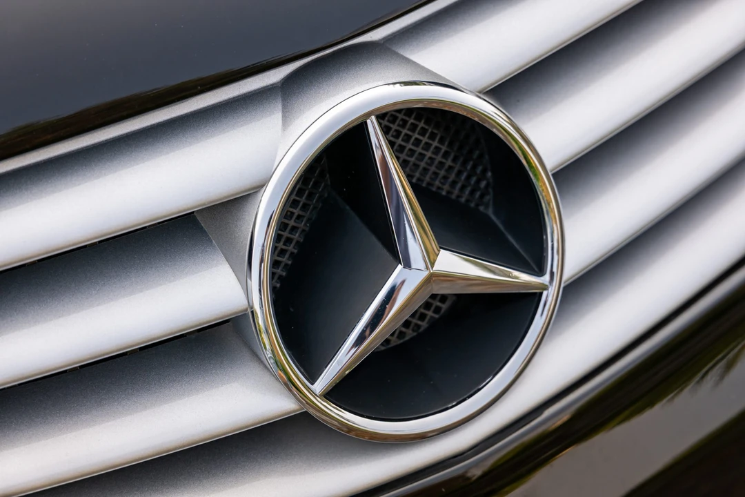 2003 Mercedes-Benz R230 SL-Class - Image 23 of 31