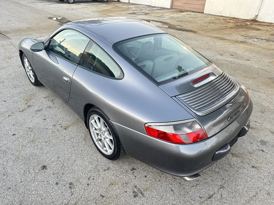 2003 Porsche 996 Carrera - Image 12 of 31