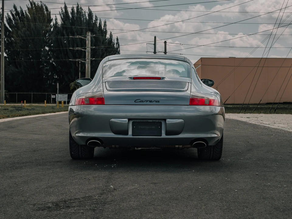 2003 Porsche 996 Carrera - Image 5 of 31