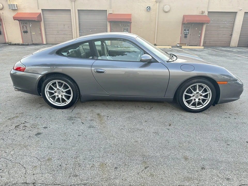 2003 Porsche 996 Carrera - Image 15 of 31