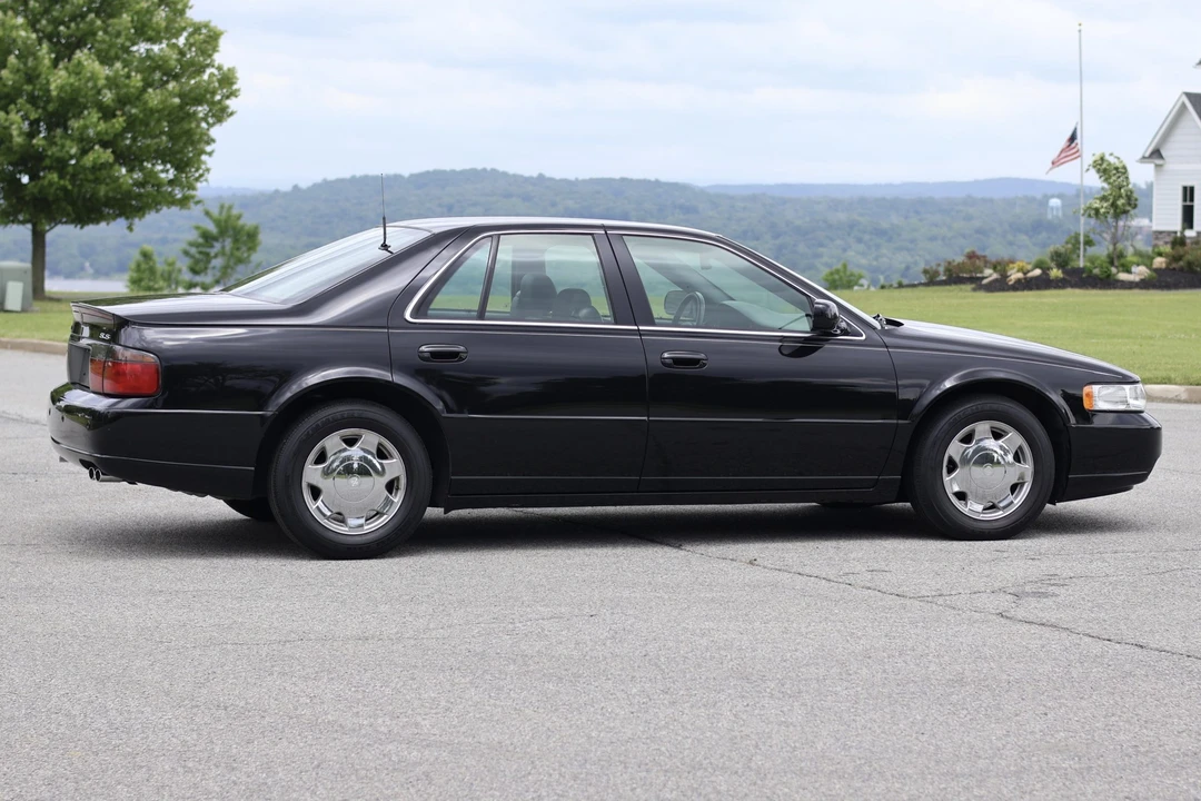 2004 Cadillac Seville - Image 15 of 31