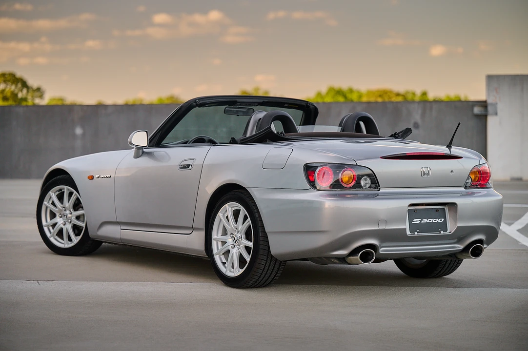 2004 Honda AP2 S2000 - Image 9 of 31