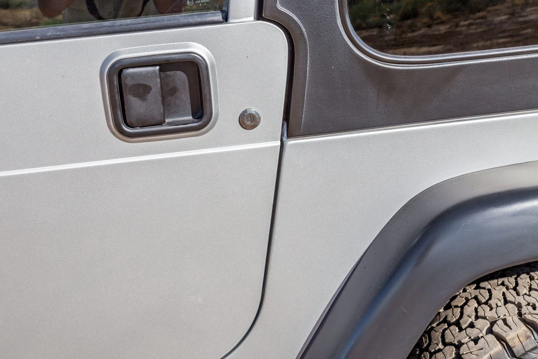 2004 Jeep TJ Wrangler - Image 26 of 31