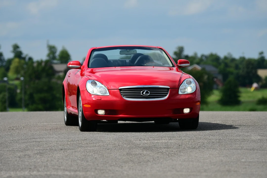 2004 Lexus SC430 - Image 5 of 31