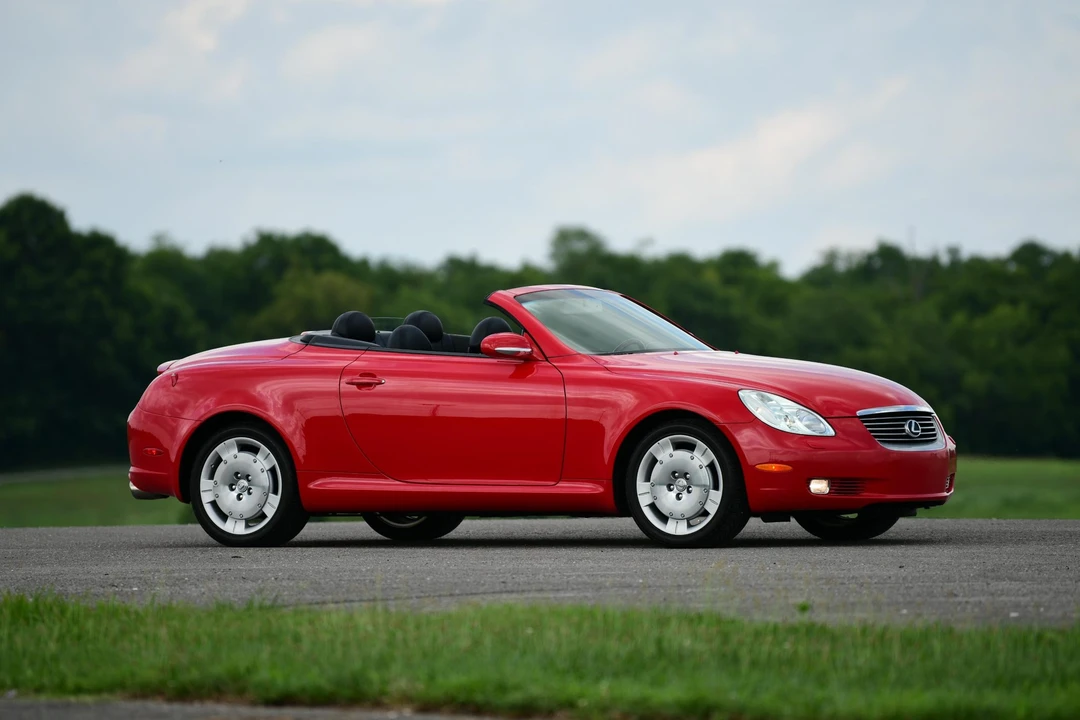 2004 Lexus SC430 - Image 9 of 31