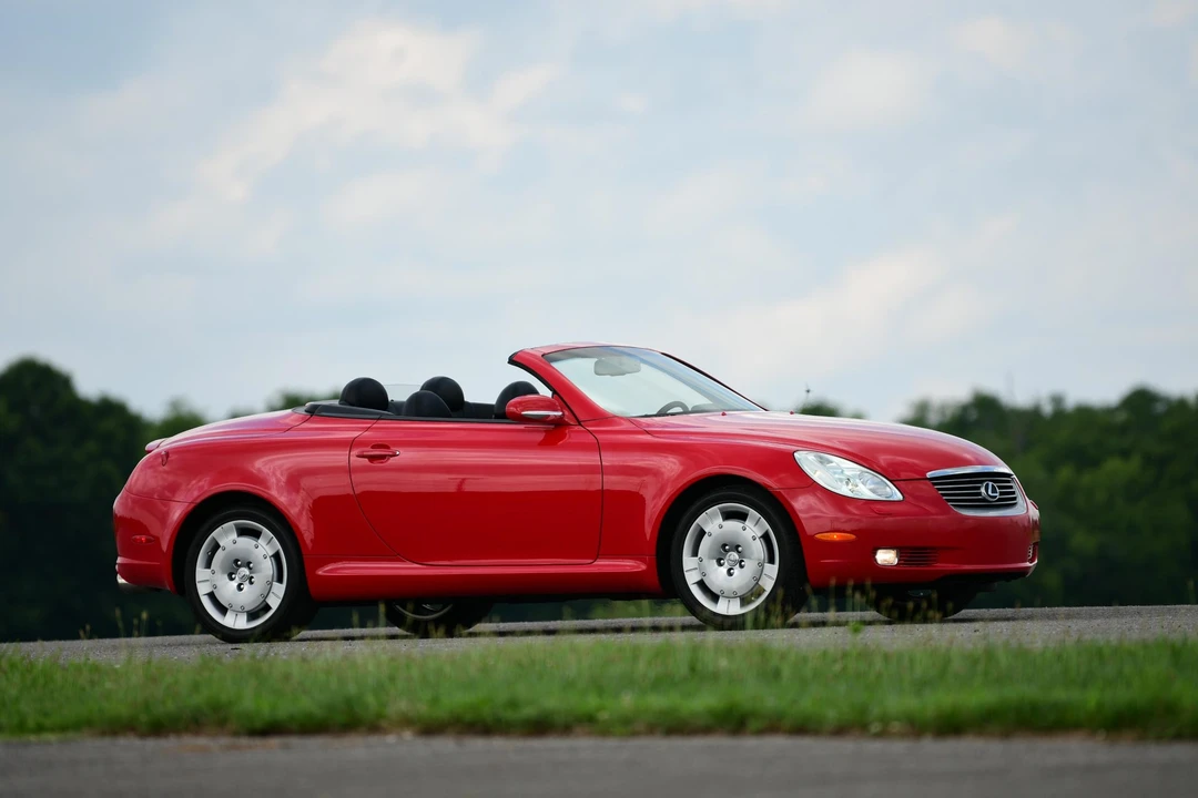 2004 Lexus SC430 - Image 10 of 31