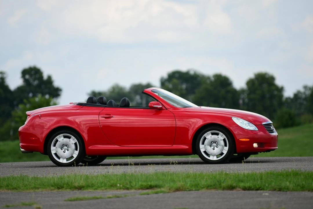 2004 Lexus SC430 - Image 12 of 31