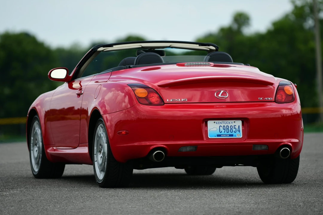 2004 Lexus SC430 - Image 24 of 31