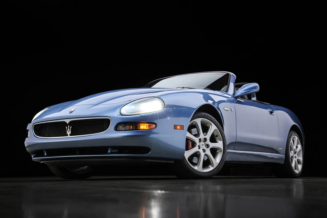 2004 Maserati Spyder - Image 24 of 31