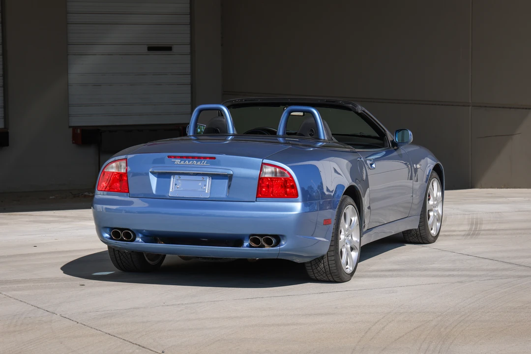 2004 Maserati Spyder - Image 17 of 31