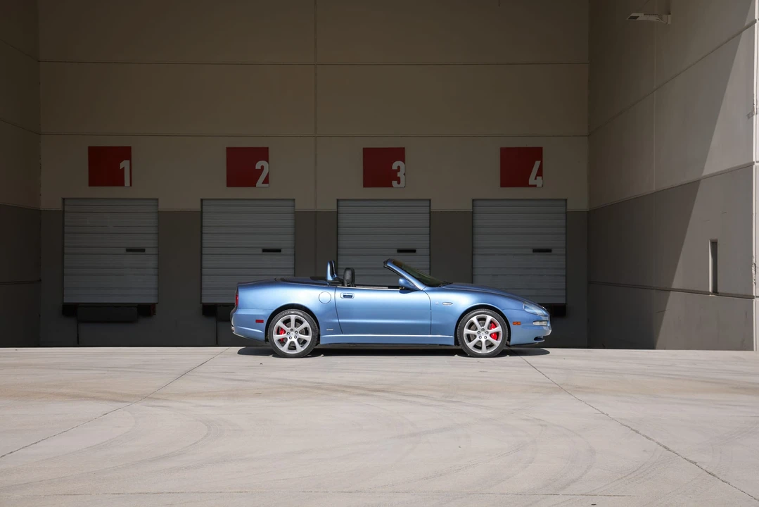 2004 Maserati Spyder - Image 20 of 31
