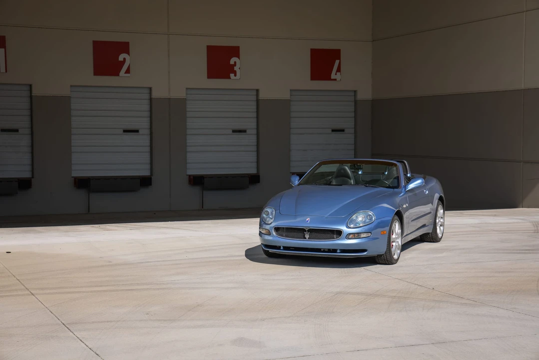 2004 Maserati Spyder - Image 7 of 31