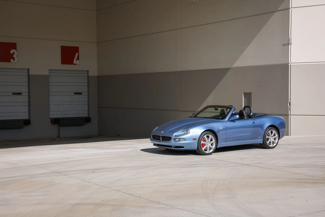 2004 Maserati Spyder - Image 8 of 31