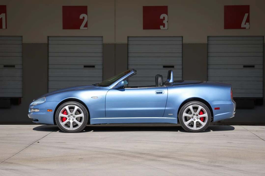 2004 Maserati Spyder - Image 21 of 31