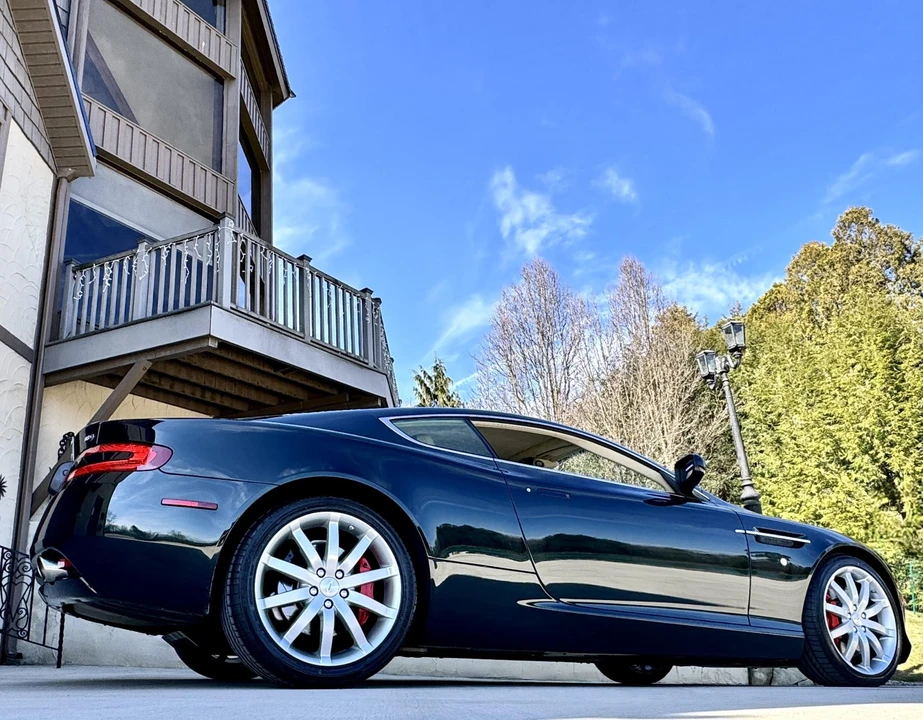 2005 Aston Martin DB9 - Image 11 of 31