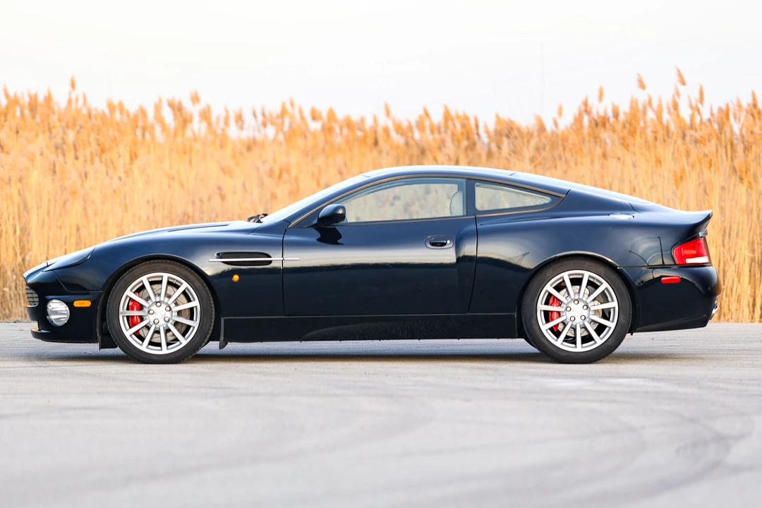 2005 Aston Martin Vanquish 1st Gen - Image 11 of 31