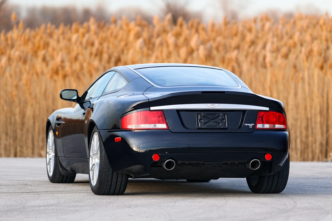 2005 Aston Martin Vanquish 1st Gen - Image 20 of 31