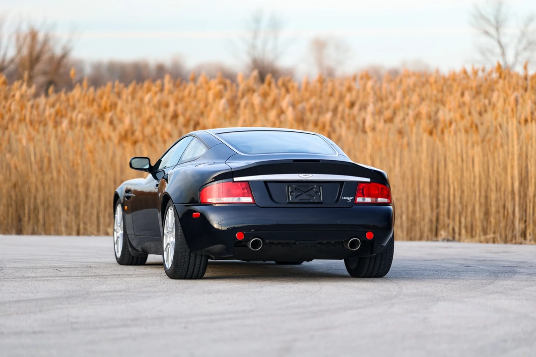 2005 Aston Martin Vanquish 1st Gen - Image 21 of 31