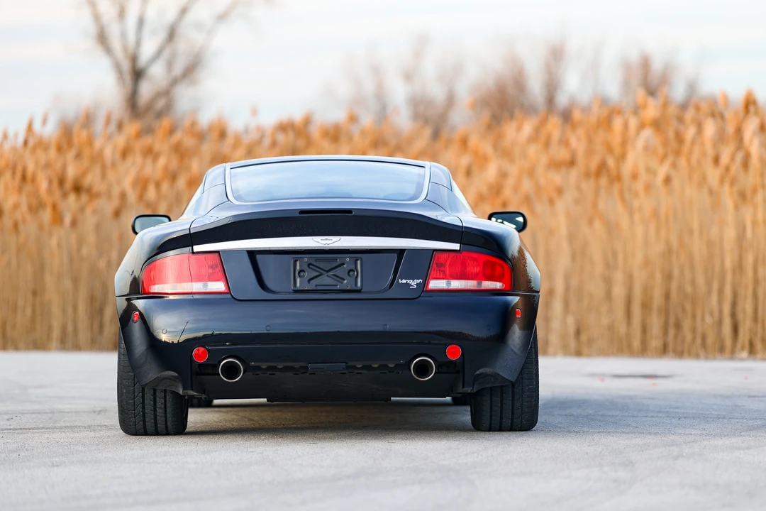 2005 Aston Martin Vanquish 1st Gen - Image 24 of 31