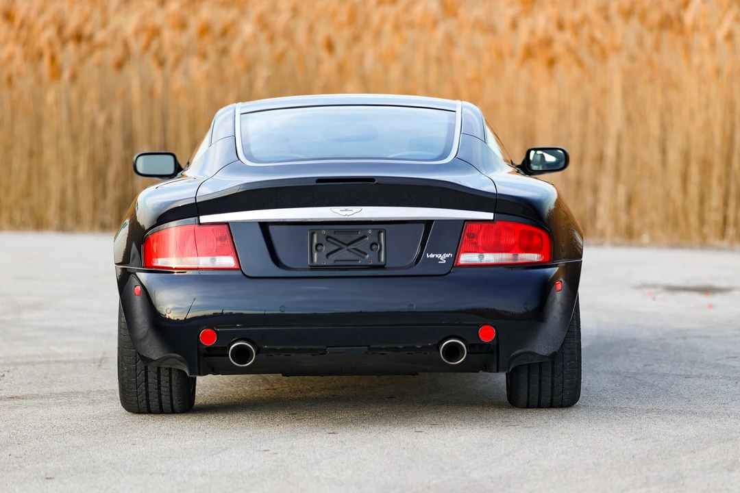 2005 Aston Martin Vanquish 1st Gen - Image 25 of 31