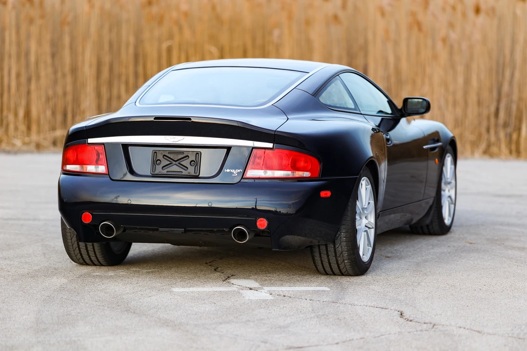 2005 Aston Martin Vanquish 1st Gen - Image 26 of 31