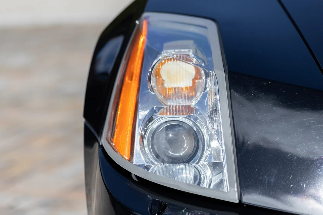 2005 Cadillac XLR - Image 22 of 31