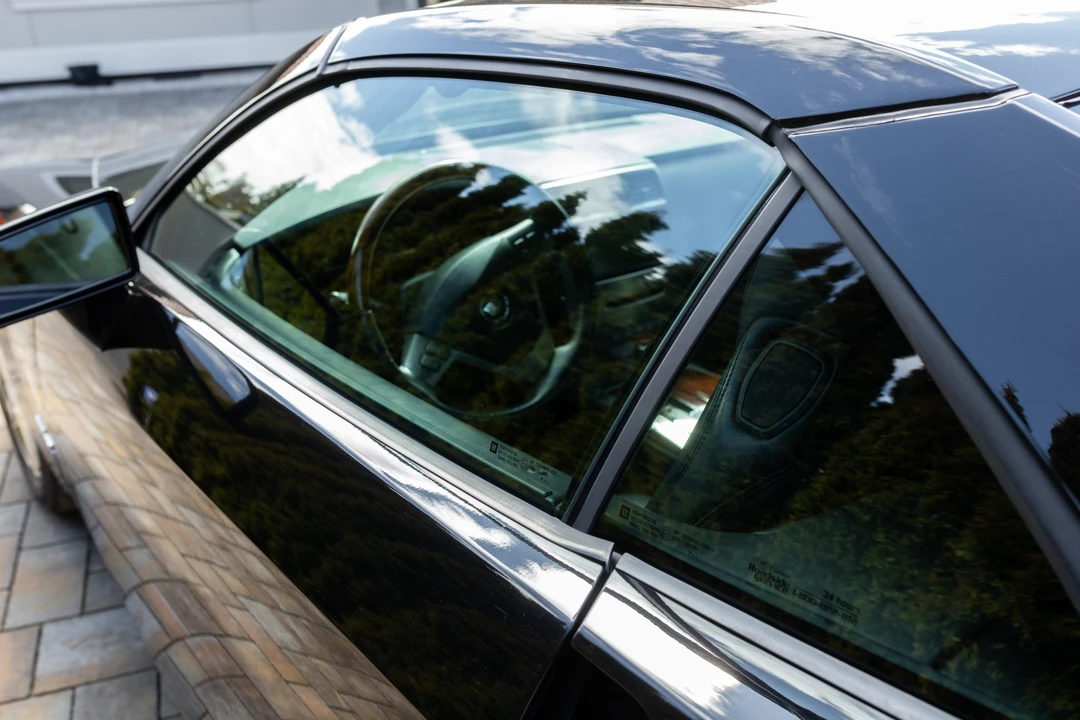 2005 Cadillac XLR - Image 31 of 31