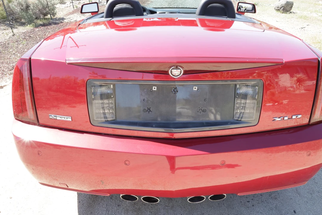 2005 Cadillac XLR - Image 20 of 31