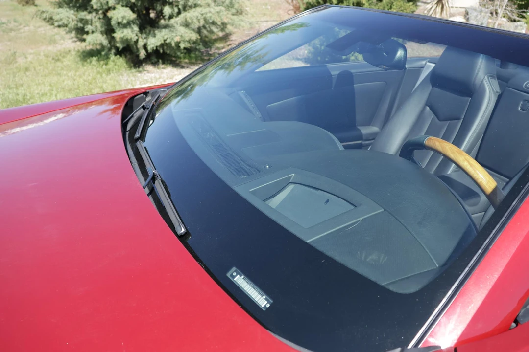 2005 Cadillac XLR - Image 16 of 31