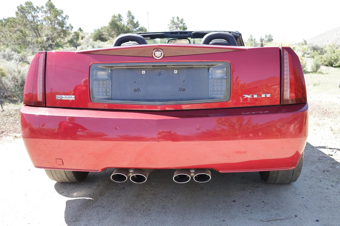 2005 Cadillac XLR - Image 7 of 31
