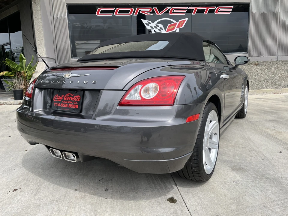 2005 Chrysler Crossfire - Image 18 of 31