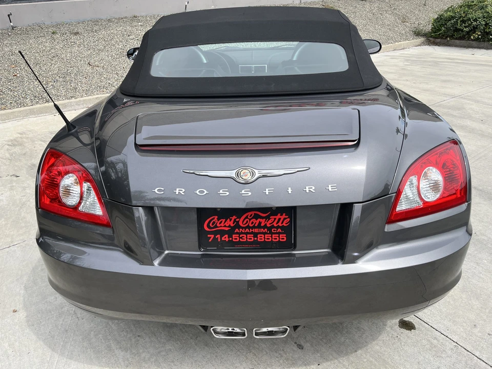 2005 Chrysler Crossfire - Image 16 of 31