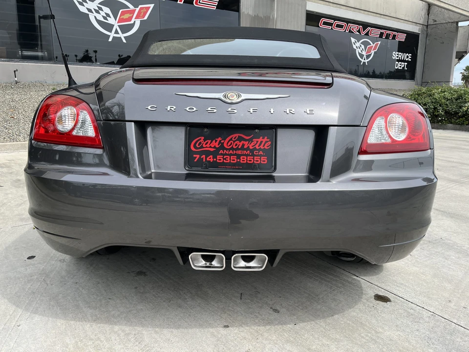 2005 Chrysler Crossfire - Image 15 of 31