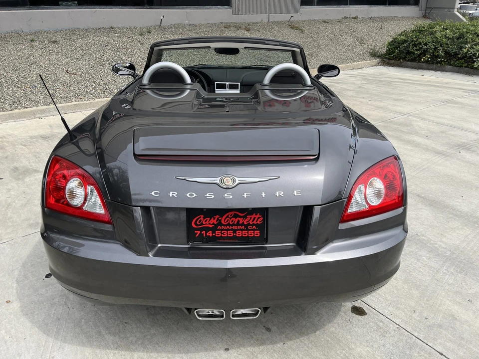 2005 Chrysler Crossfire - Image 7 of 31