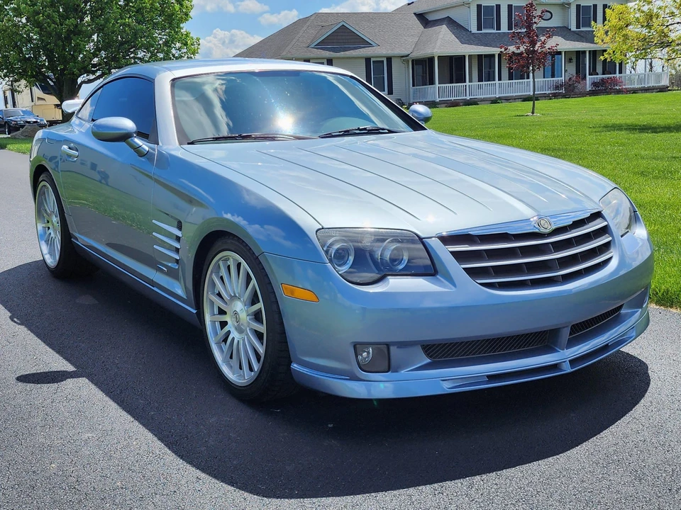 2005 Chrysler Crossfire - Image 2 of 31