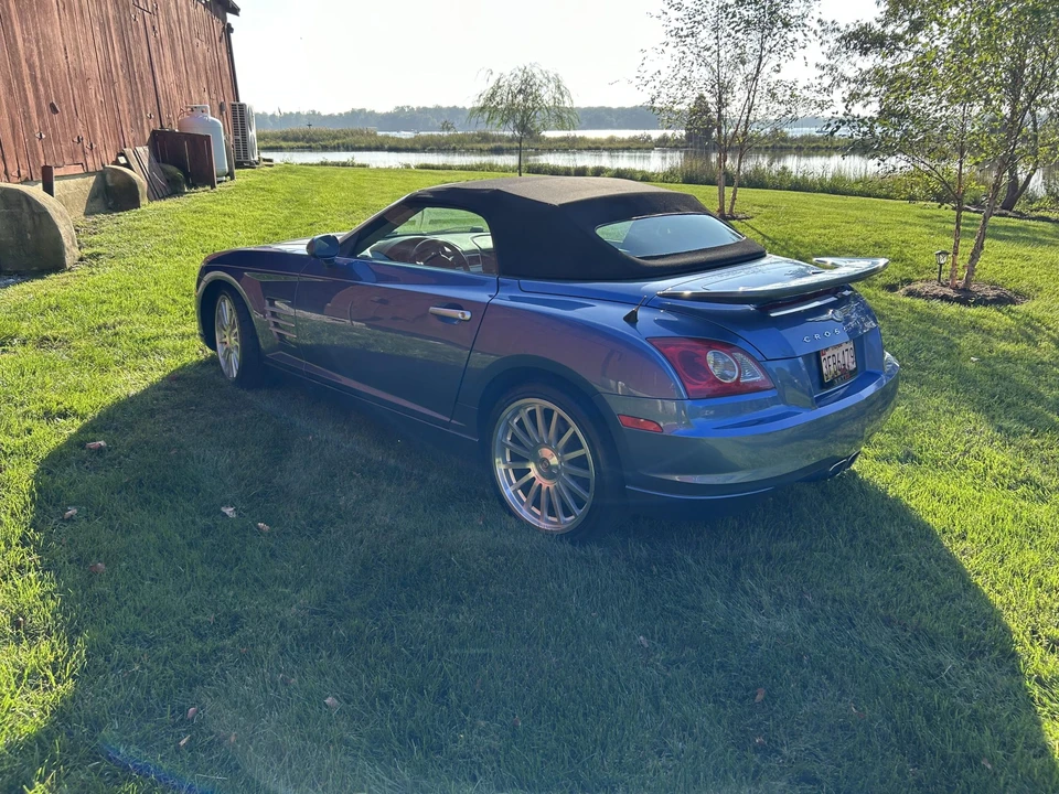 2005 Chrysler Crossfire - Image 19 of 31