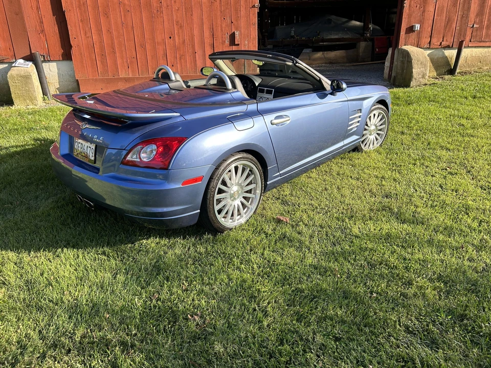 2005 Chrysler Crossfire - Image 8 of 31