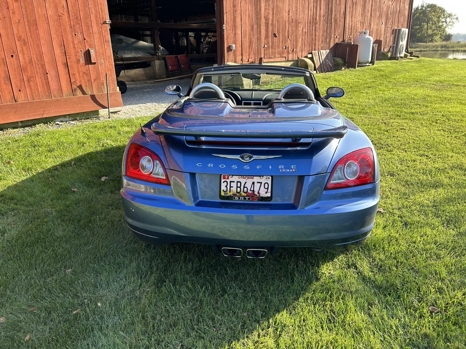 2005 Chrysler Crossfire - Image 9 of 31