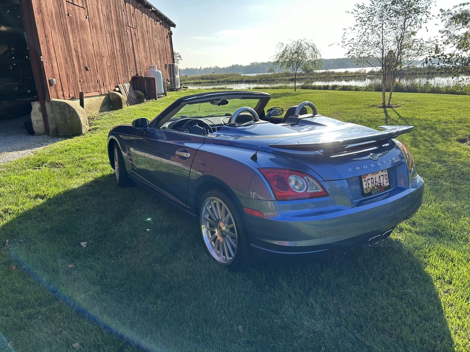 2005 Chrysler Crossfire - Image 11 of 31